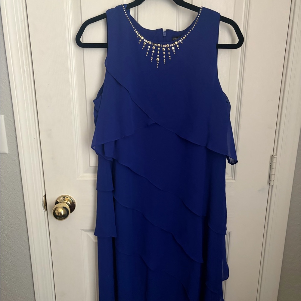 Elegant Blue Sleeveless Dress